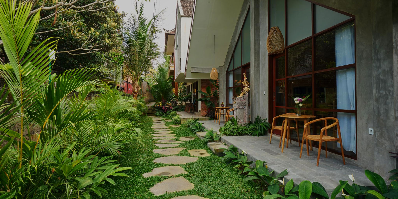 Seminyak Hotel Overview